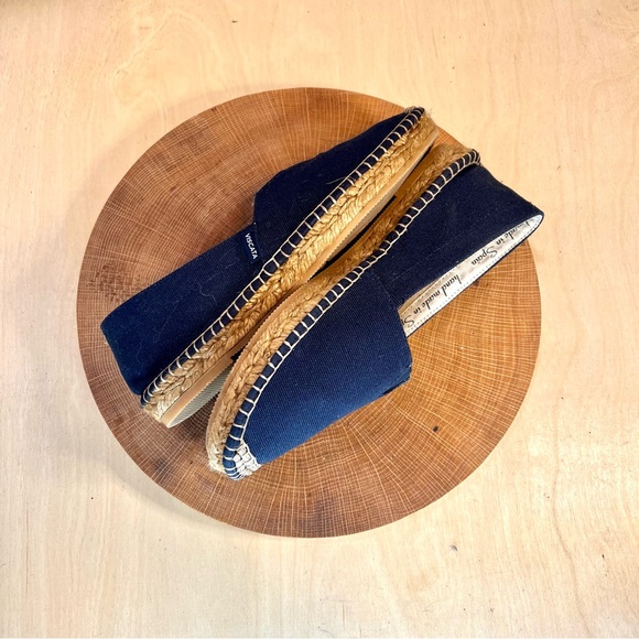 Viscata | Barceloneta Canvas Espadrille Flats in Navy Size 38/7 - Picture 2 of 13